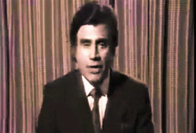 Tariq Aziz First Announcement whie launching PTV (Pakistan Television Network)