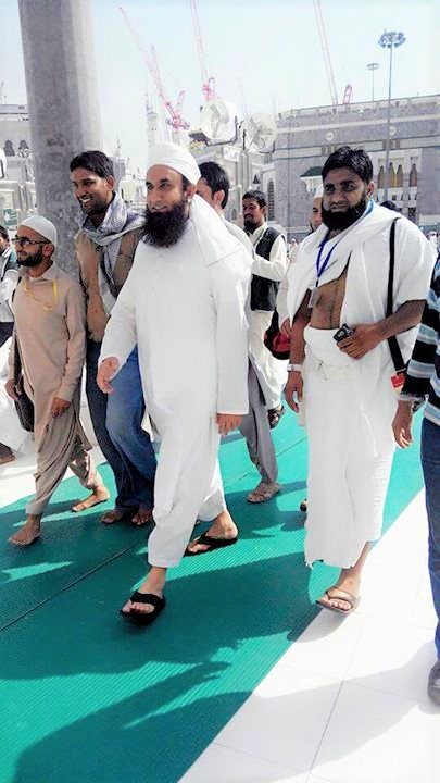 Islamic and Religious Maulana Tariq Jameel in Makkah